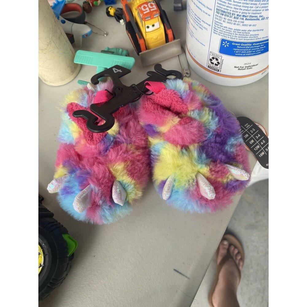 Baby Girls Slippers Rainbow Dragon Monster Feet/Claws Faux Fur Toddler SIZE 4C